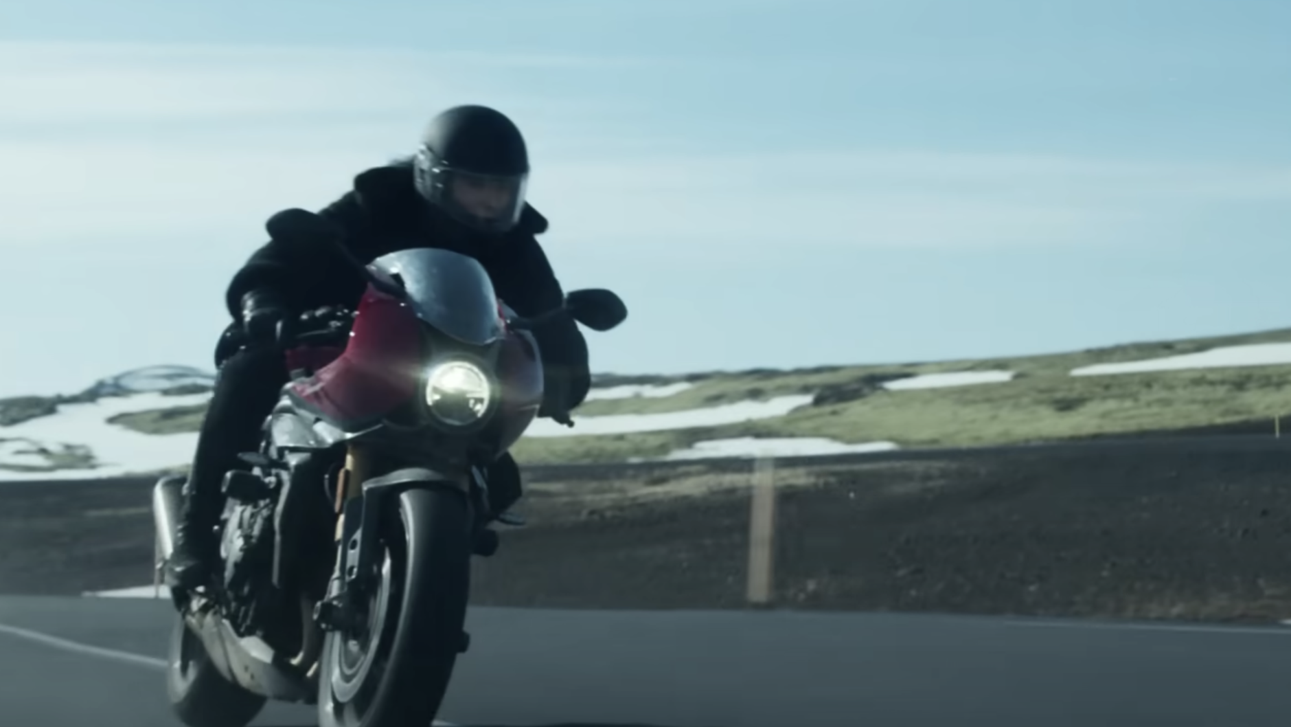 Triumph Speed Triple RR in Heart of Stone